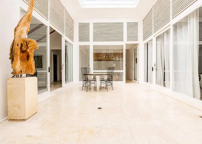 Luxury 9br Pool River تْشانغو